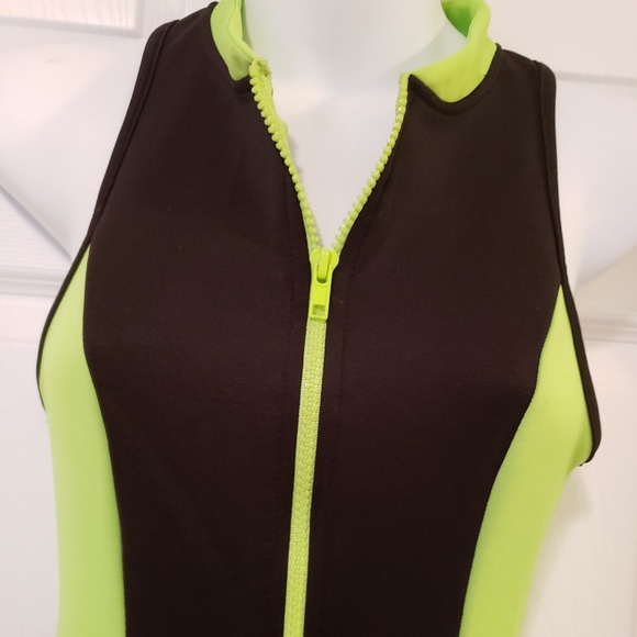 Junior's Dress Size Small - Picture 2 of 4